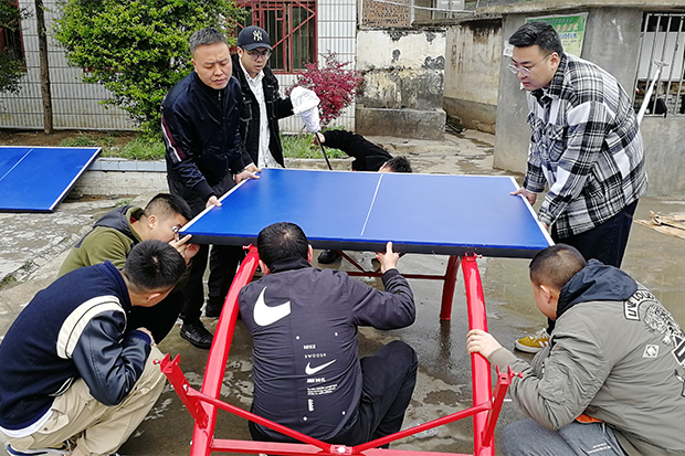 “畢”力同心共筑夢(mèng) 情暖山鄉(xiāng)繪新篇——畢節(jié)卷煙廠助力脫貧攻堅(jiān)和鄉(xiāng)村振興工作回顧